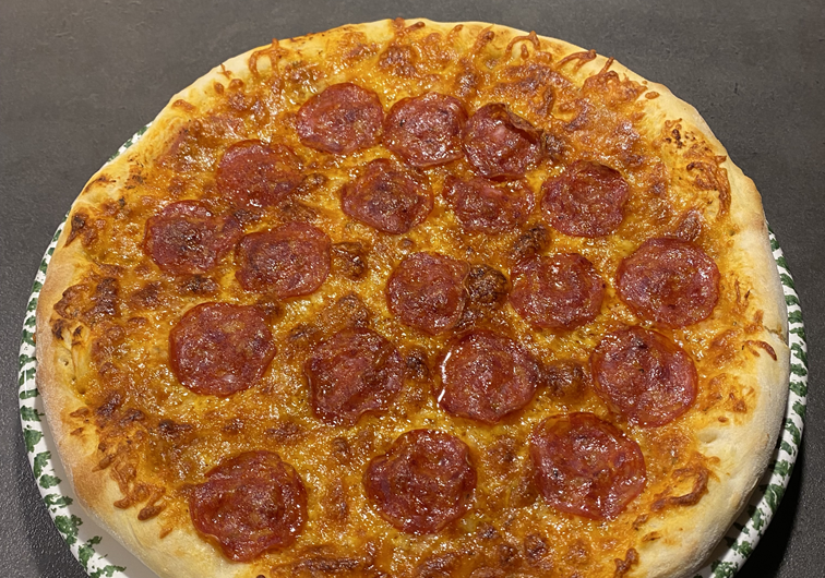 Beste Salami Pizza